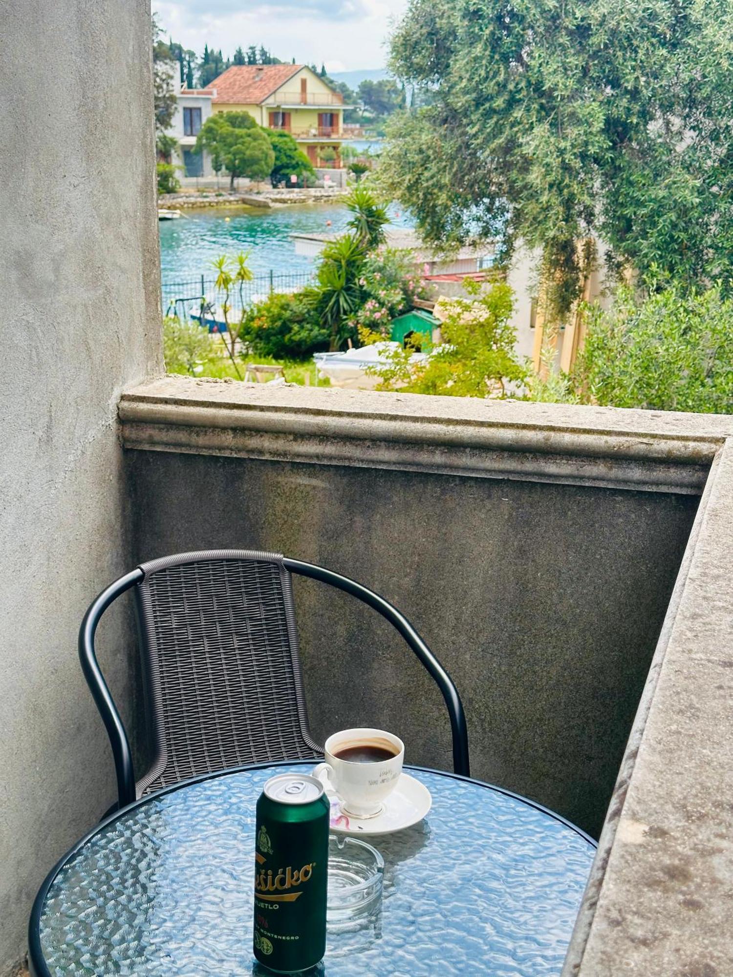 Villa Nela Teodo Esterno foto