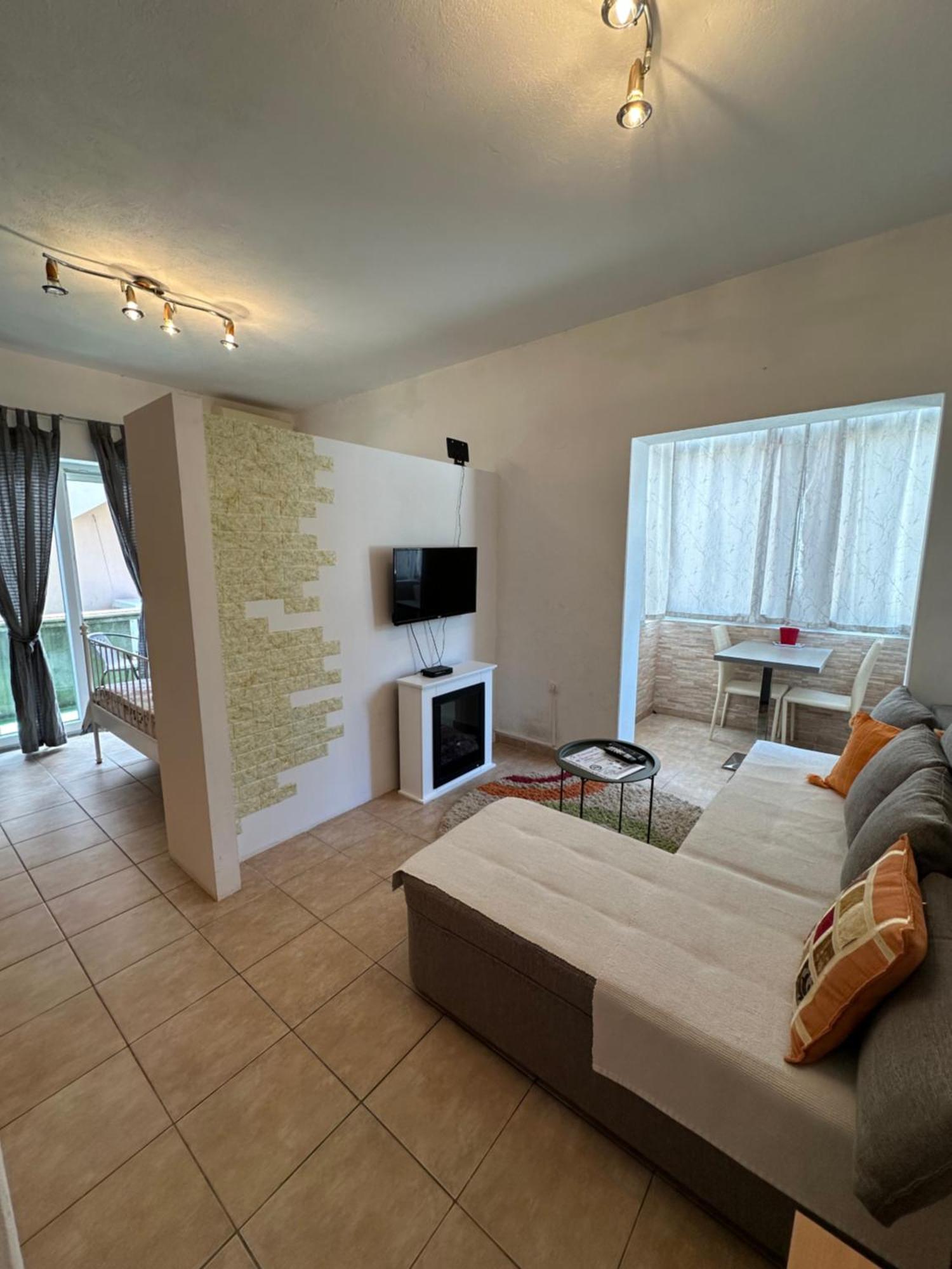 Villa Nela Teodo Esterno foto
