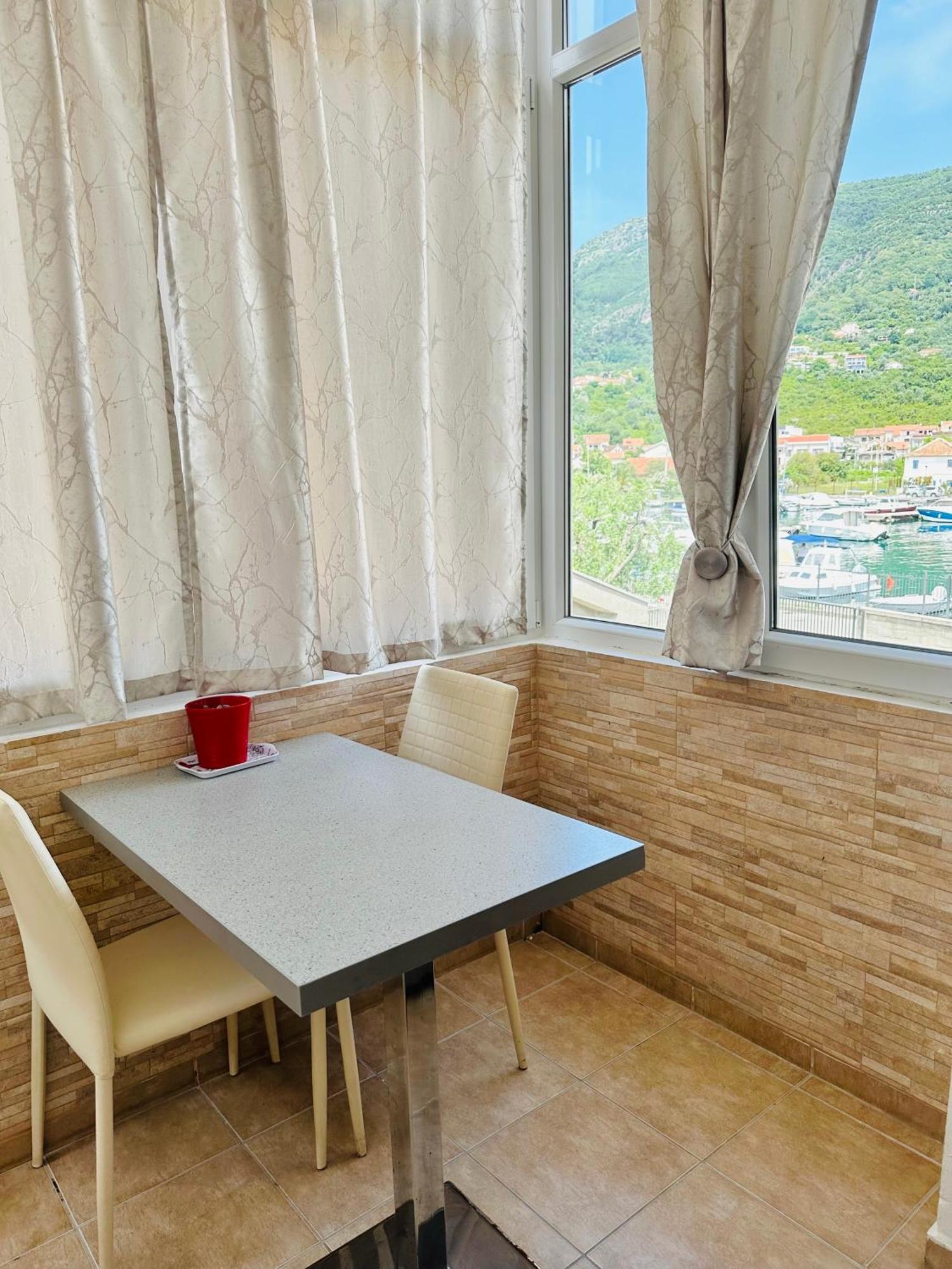 Villa Nela Teodo Esterno foto