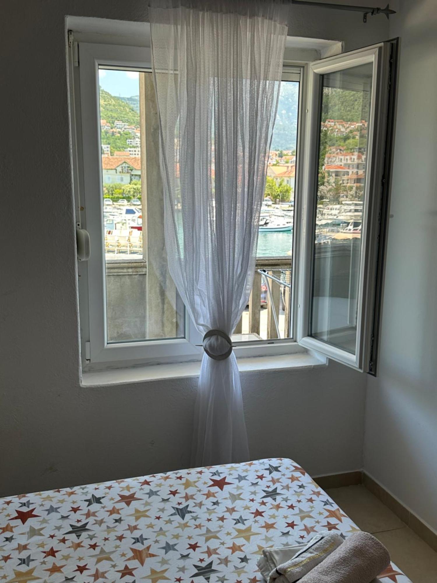 Villa Nela Teodo Esterno foto