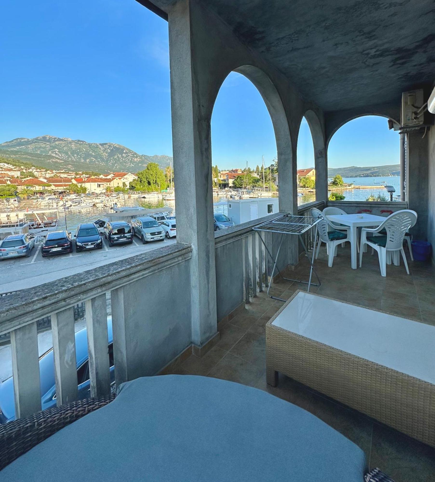 Villa Nela Teodo Esterno foto