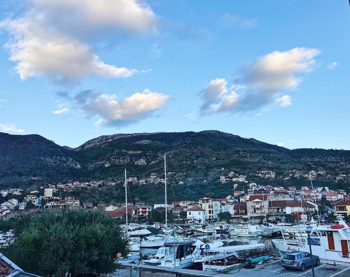 Villa Nela Teodo Esterno foto